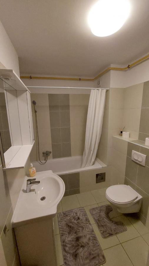 Med Man Apartmani سلافونسكي برود المظهر الخارجي الصورة